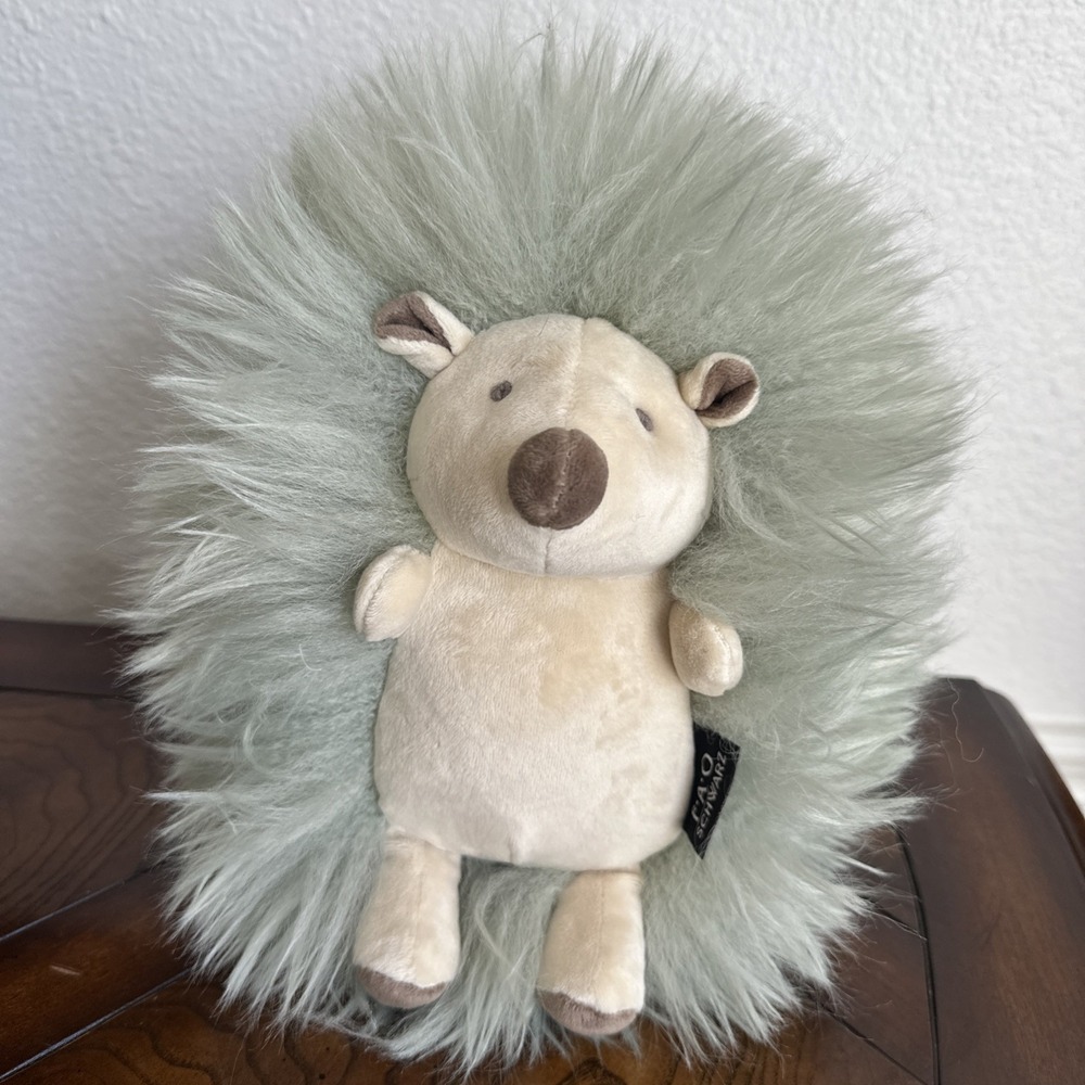 FAO Schwarz Hedgehog 10 Inch Stuffed Animal Plush Mint Green‎ Cream Soft Eyes